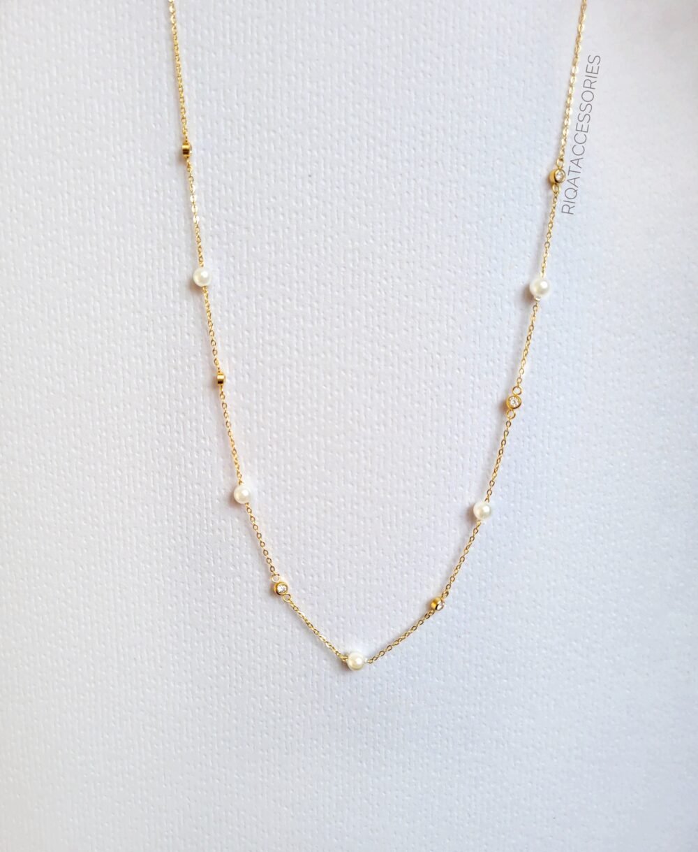 Radiant Golden Sunburst Necklace