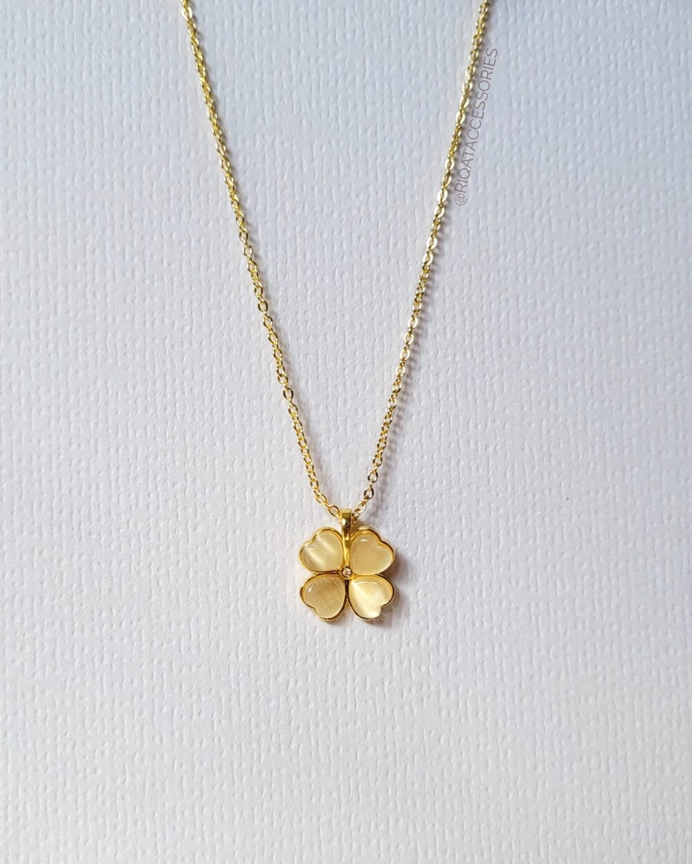 Amara Clover Necklace